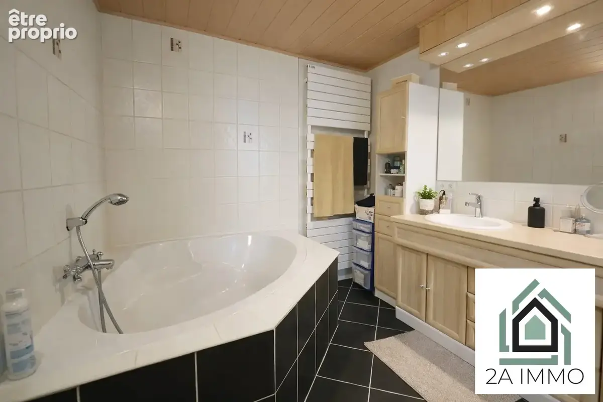 Maison 154 m² à Saint-Ours  - photo 8
