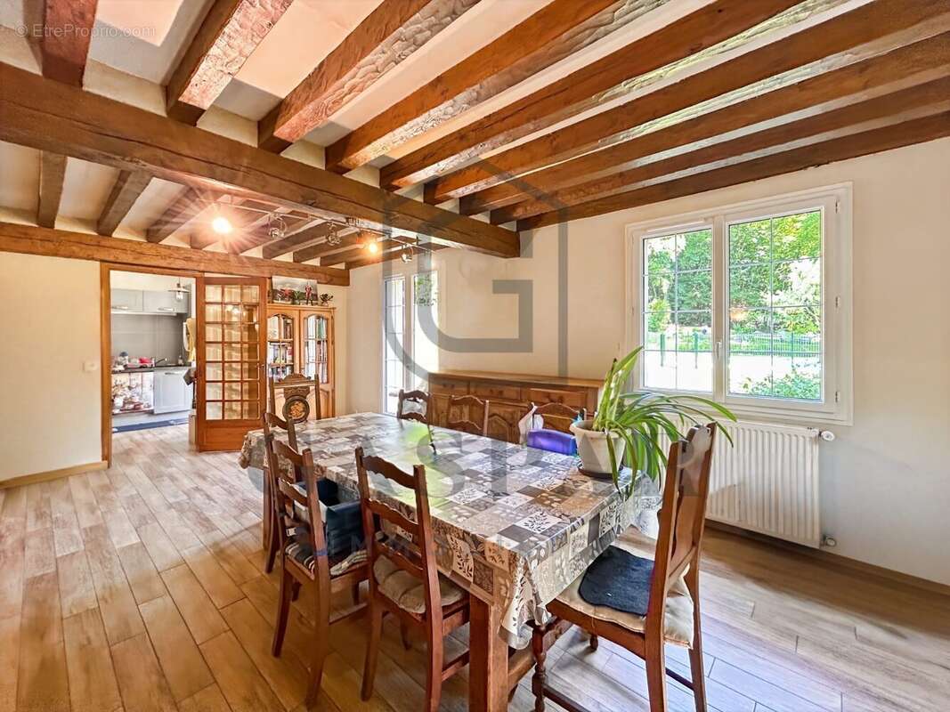 Maison à CONCHES-EN-OUCHE