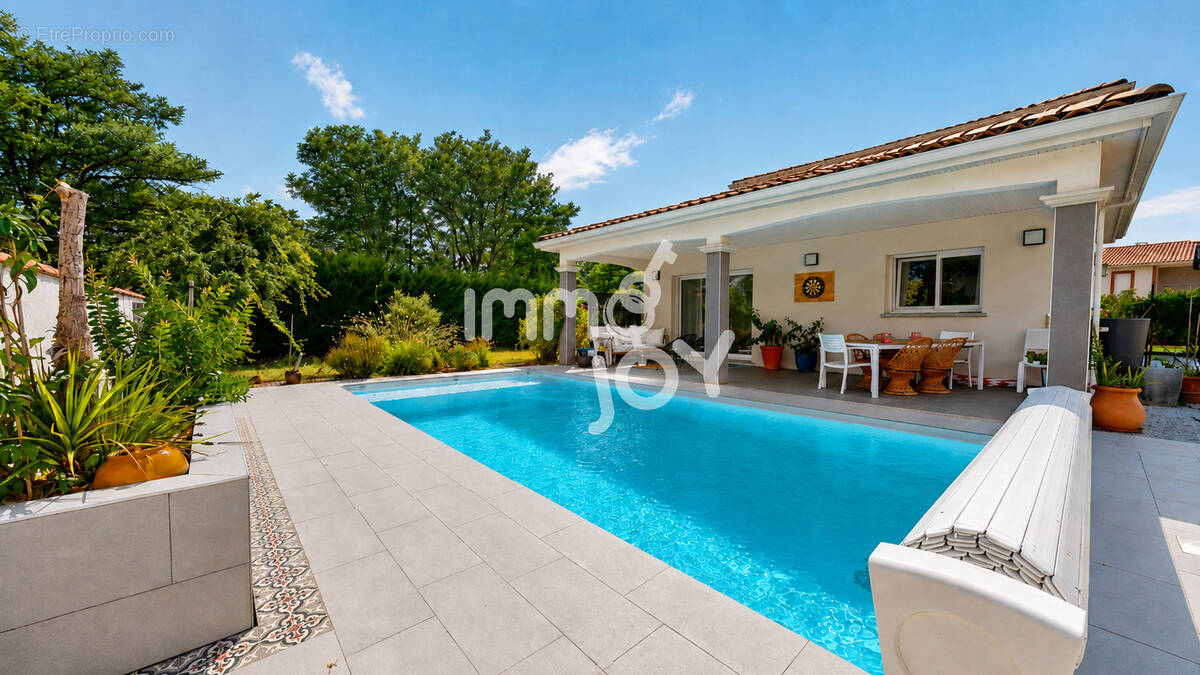 Maison familiale d'exception   154 m2   piscine   studio indépendant   pins-justaret - photo 1