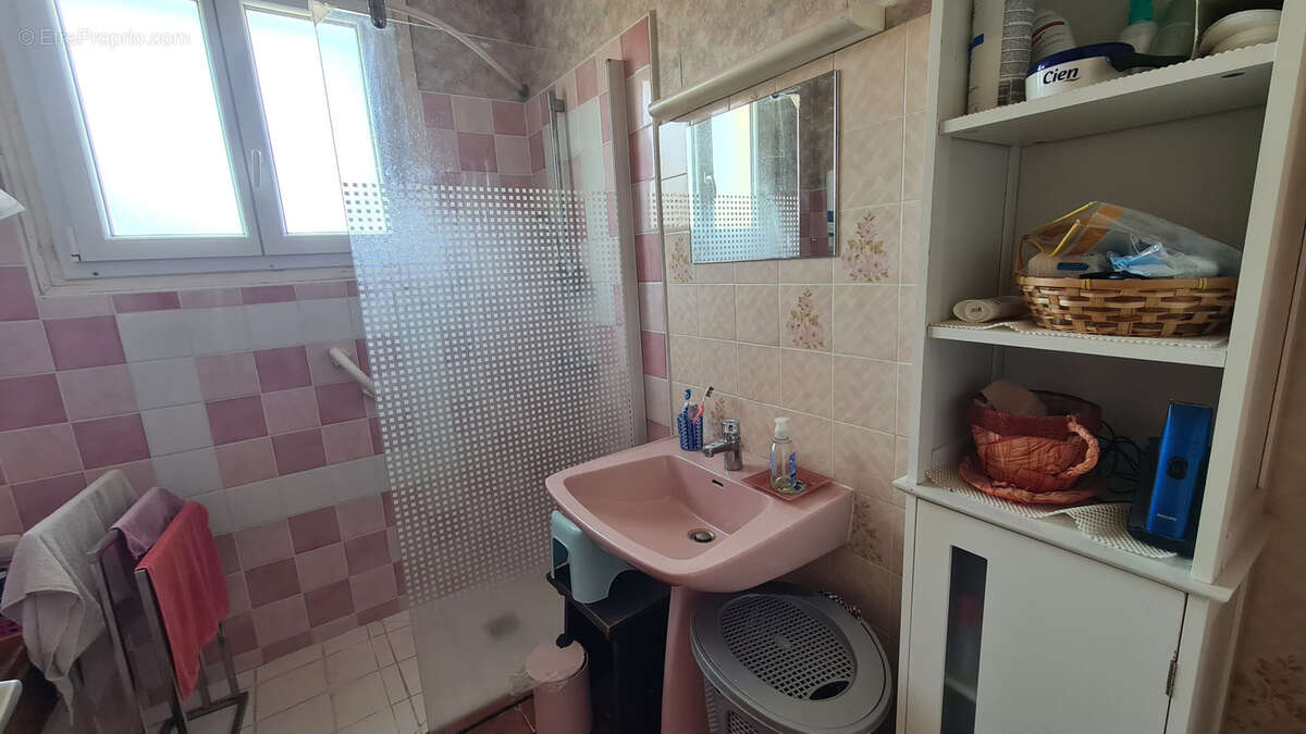 Maison F6 sur les hauteurs - photo 8