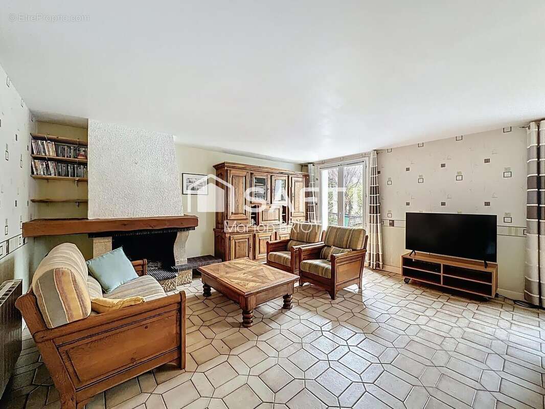 Photo 2 - Maison à VAUREAL