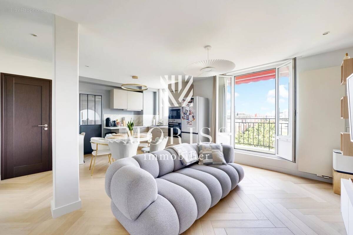Appartement à PARIS-14E