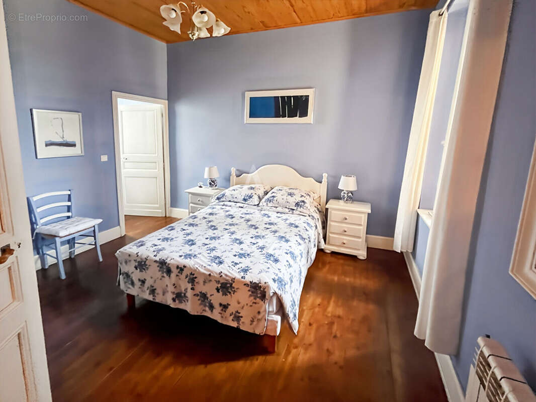 Maison à PRAYSSAC