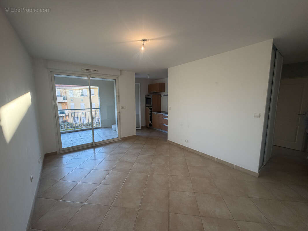 Appartement à HYERES