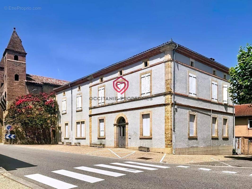 Maison à LE FOSSAT