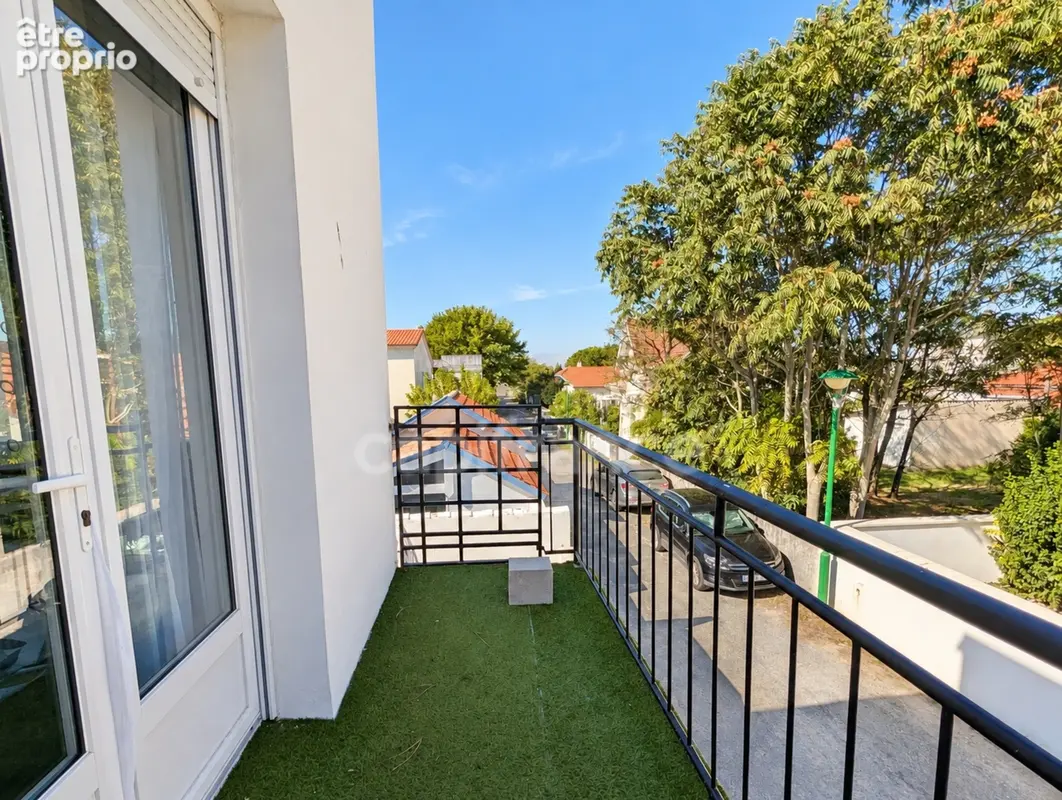 RONCE LES BAINS – À quelques pas de la plage – Appartement 7 pièces de 130 m² avec terrasse et balcon - photo 3