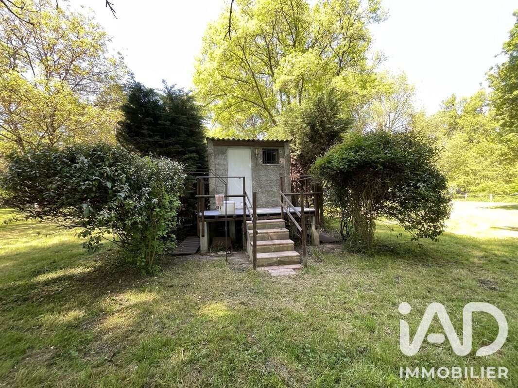 Terrain 2431 m² à Montbazon  - photo 5
