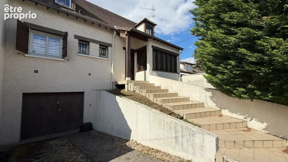 Maison à LIVRY-GARGAN