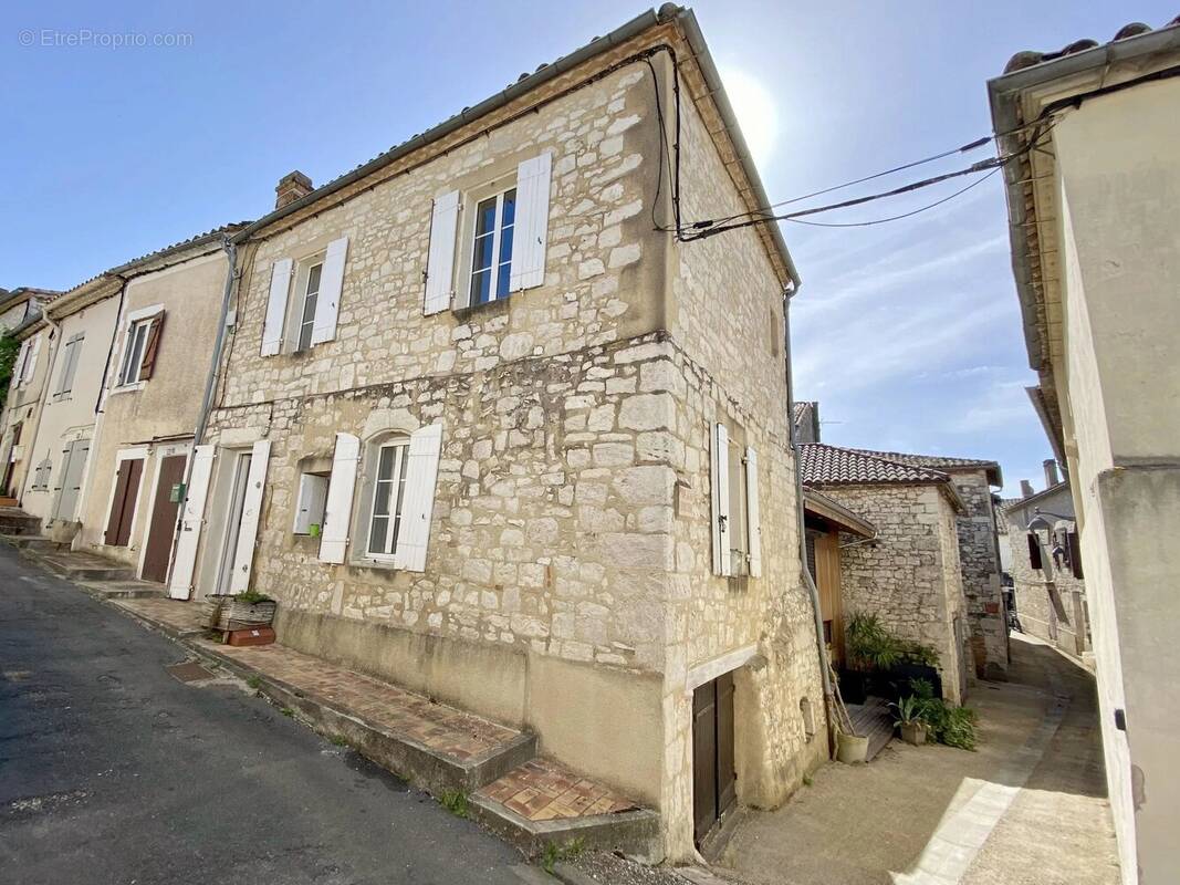 Appartement à MONFLANQUIN