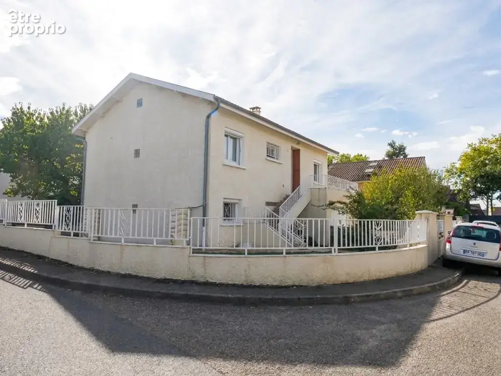 Maison individuelle CORBAS - photo 1