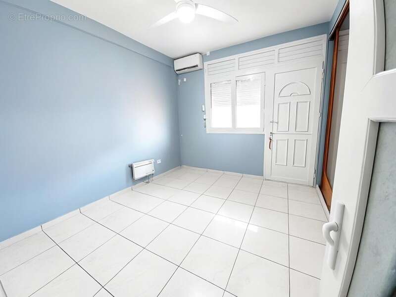 Maison à LE GOSIER