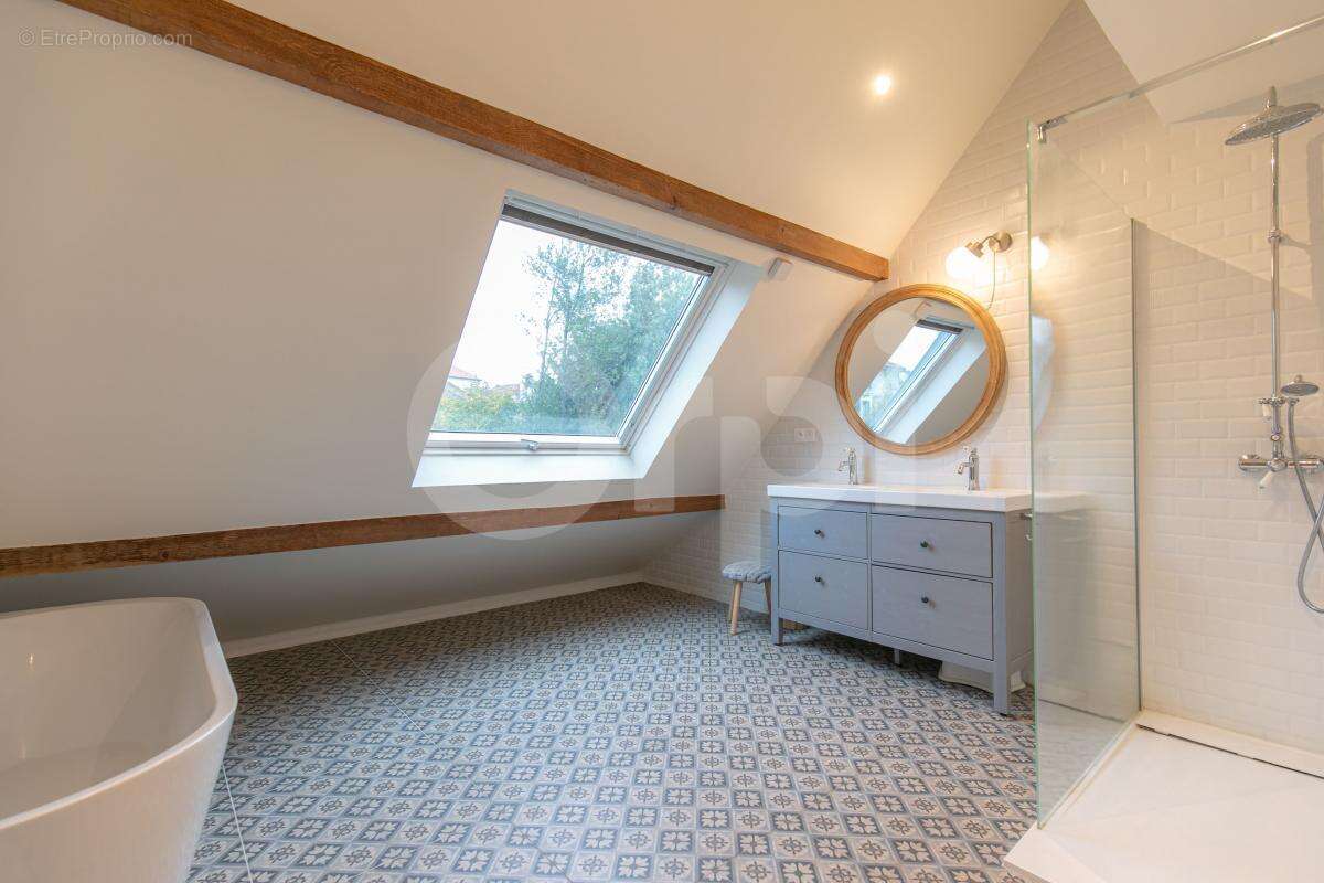 Maison à FONTENAY-SOUS-BOIS