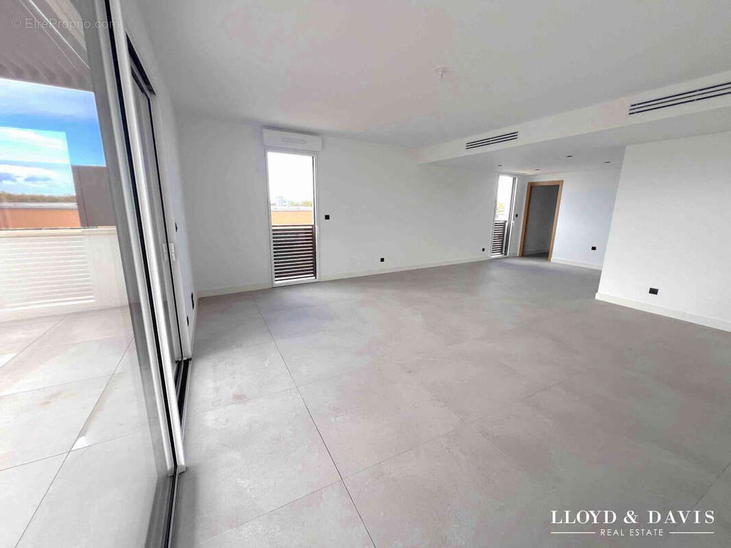 Appartement à CASTRIES