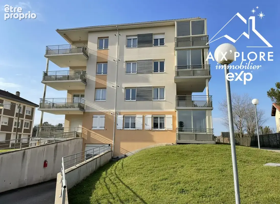 Appartement à CHALAMONT