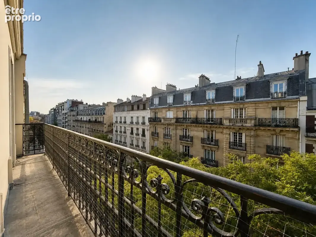 Appartement 3 pièces 63 m² à vendre à Paris-12e (75012) - photo 2