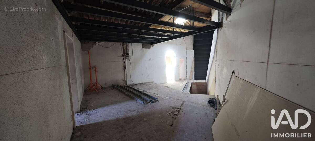 Appartement 100 m² à Brignon  - photo 2