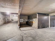 Parking à PARIS-15E