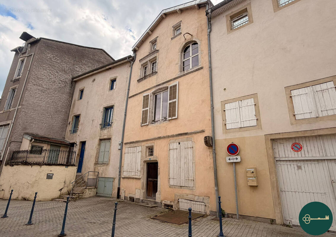Maison à TOUL