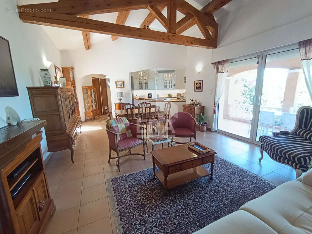 Maison à TARADEAU