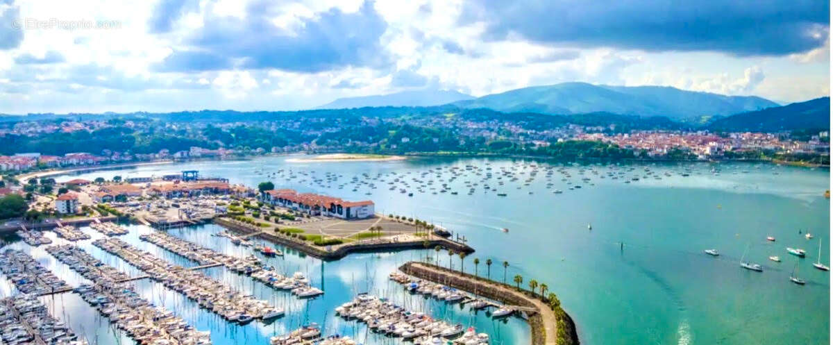A vendre superbe t2 avec balcon sur hendaye - photo 1