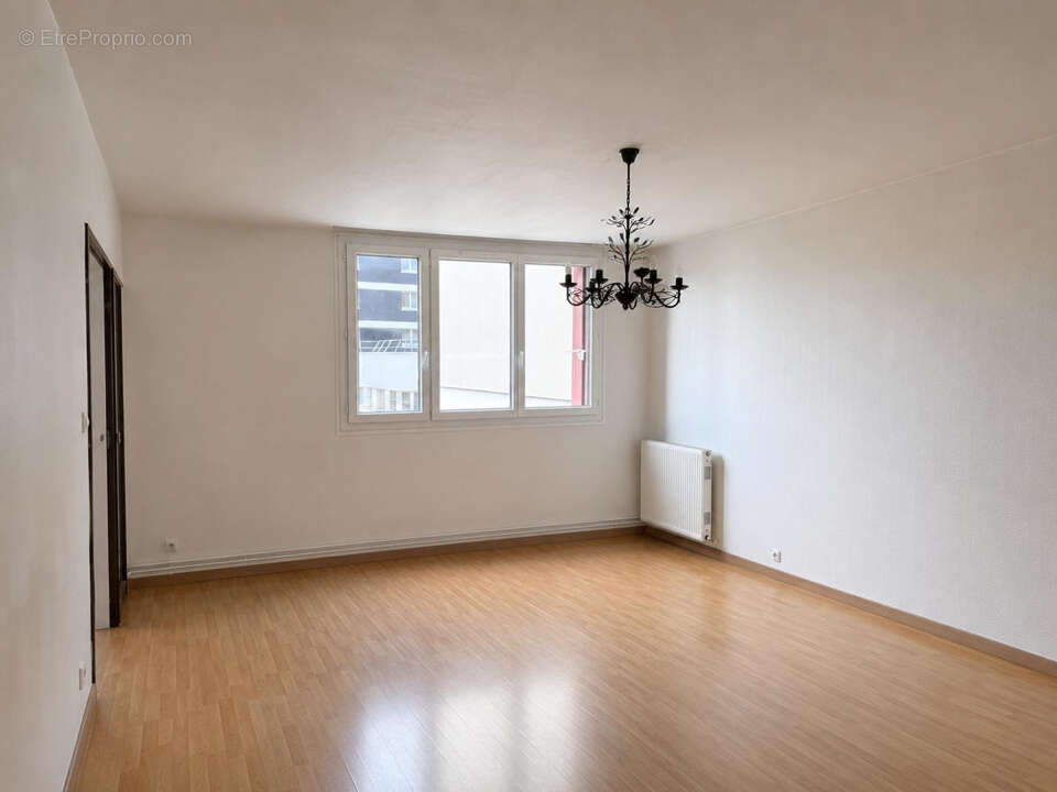 Appartement à ROMAINVILLE