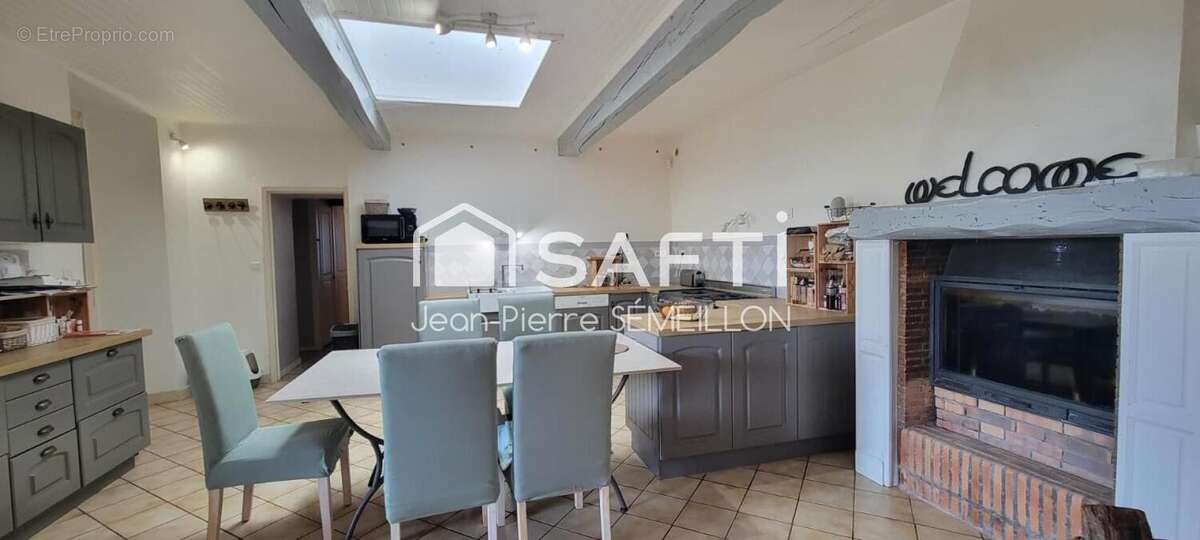 Maison 222 m² à Moncrabeau  - photo 2