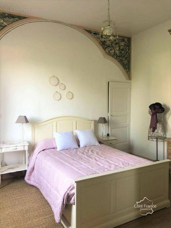 Maison à SAINT-FLORENT-SUR-AUZONNET