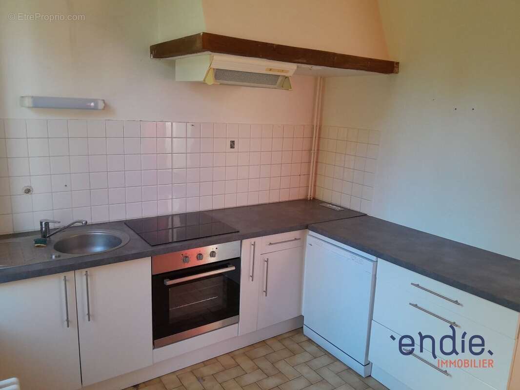 Maison à PRIX-LES-MEZIERES