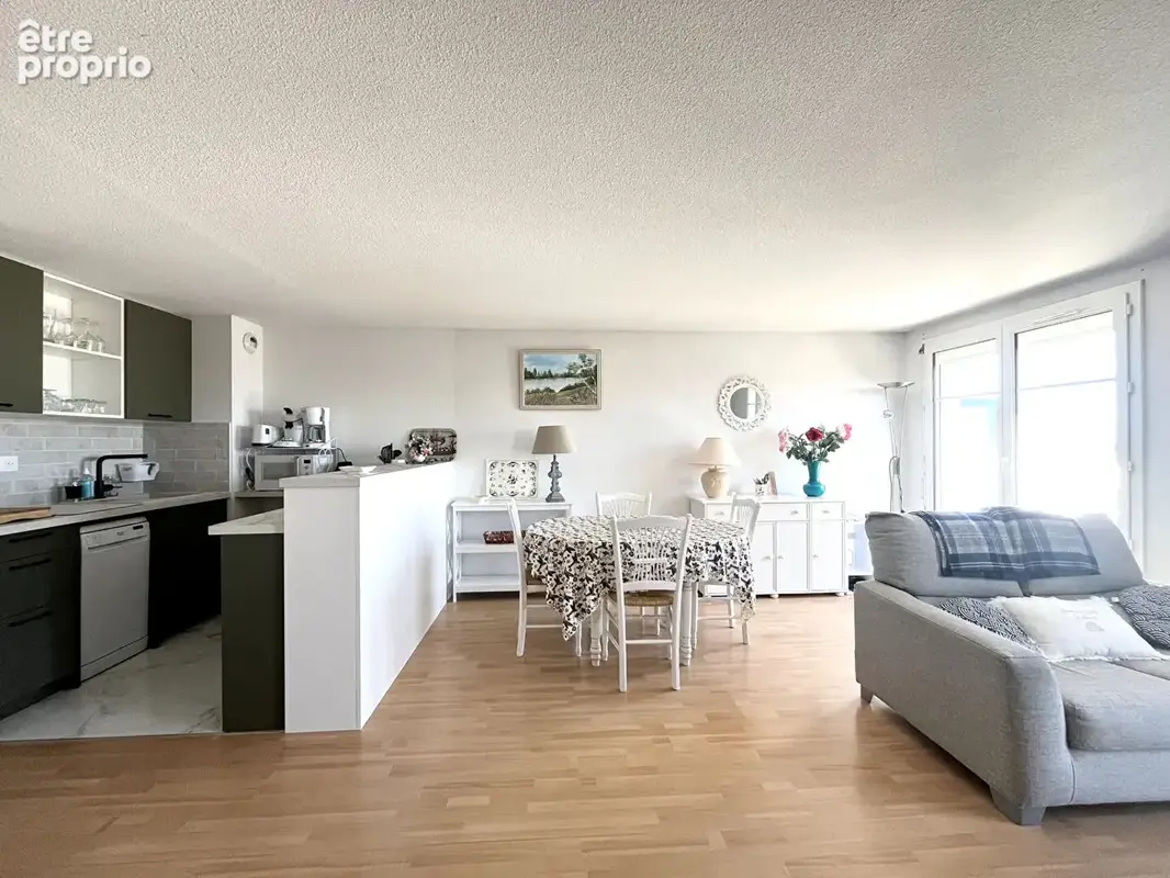 Port Guillaume  , Appartement 3 pièces avec vue mer , parking et piscine - photo 3