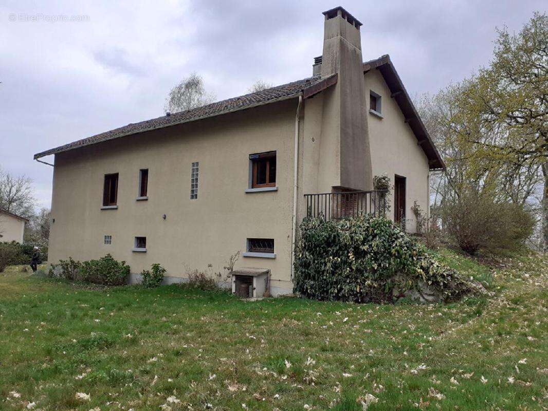 Maison à VERNEUIL-SUR-VIENNE