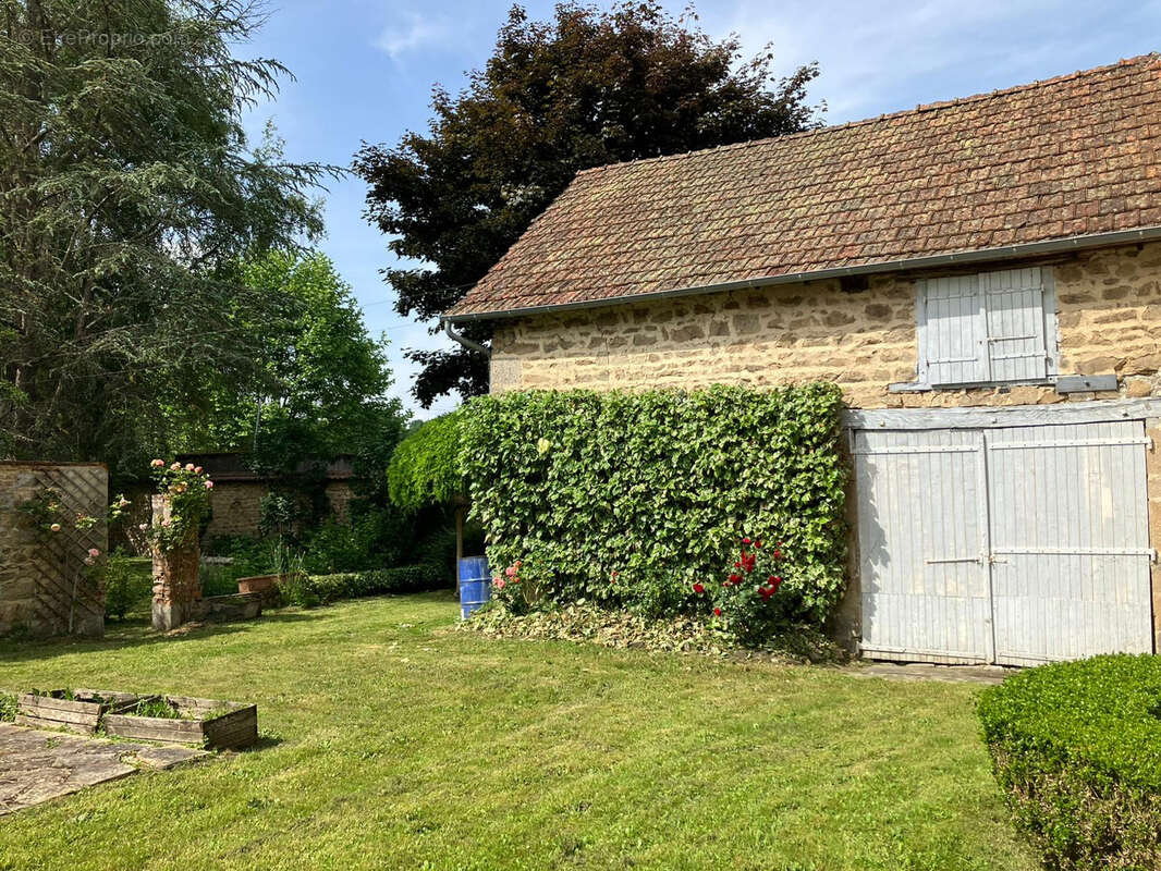 Maison à PIONSAT