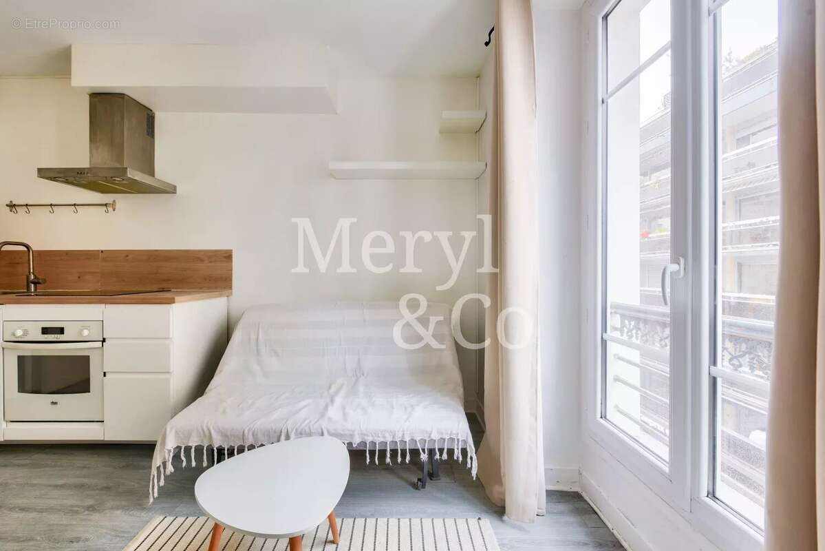 Appartement à PARIS-17E