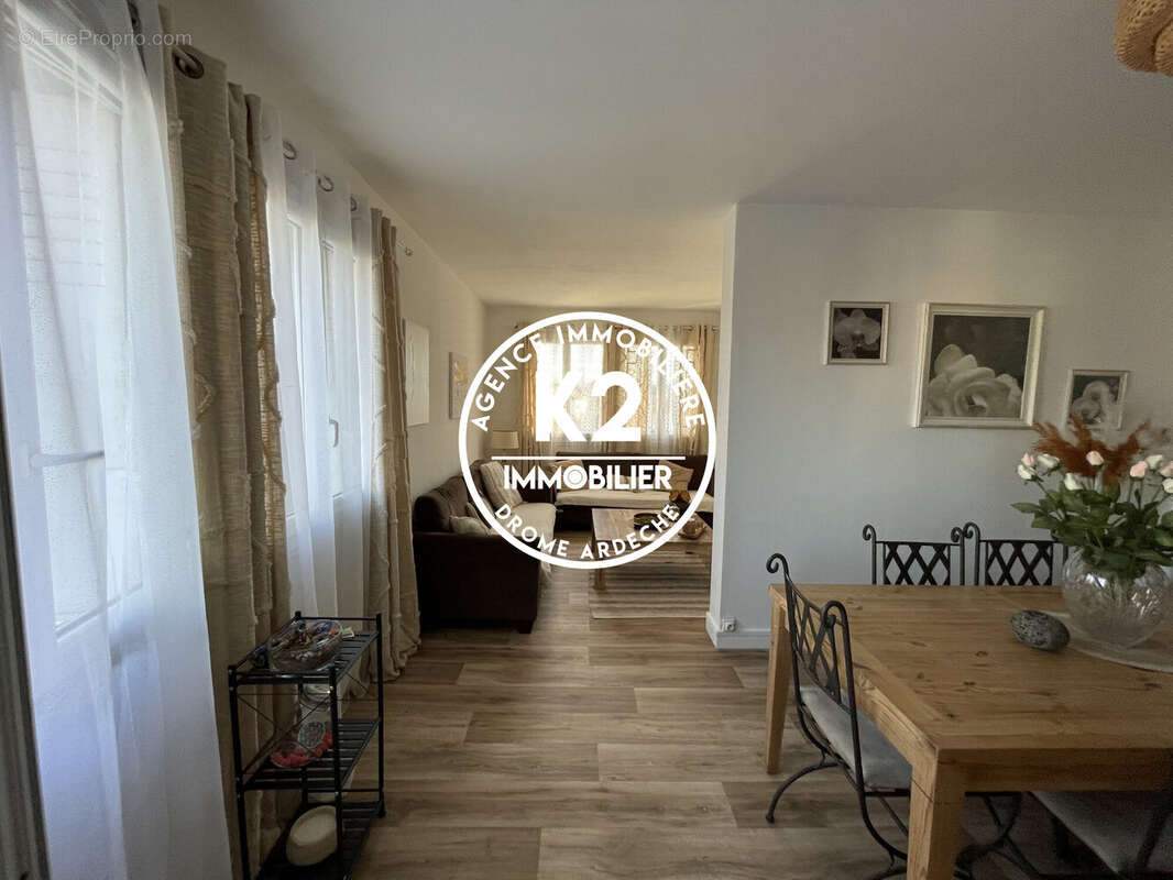 Appartement à MONTELIMAR