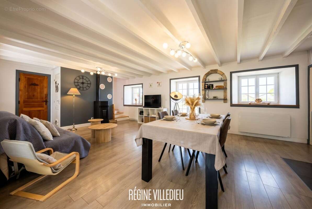 Maison 148 m² à Sottevast  - photo 4