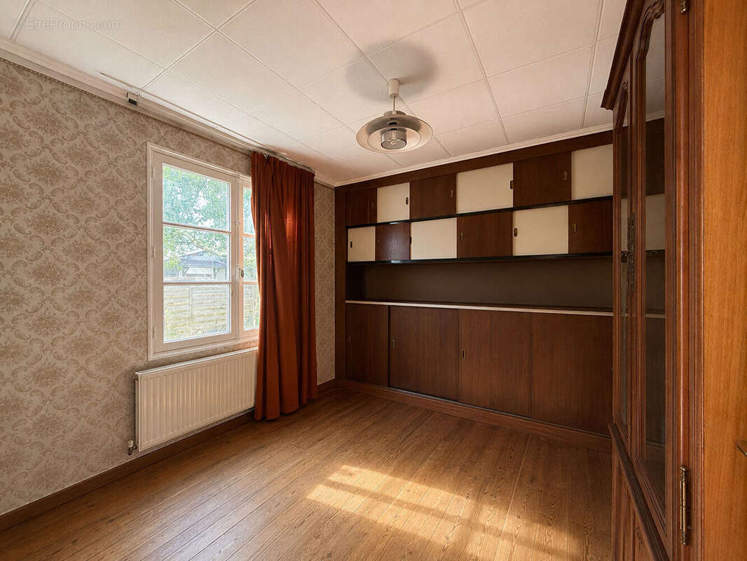 Maison sur deux niveaux à Villeneuve/Lot - photo 6
