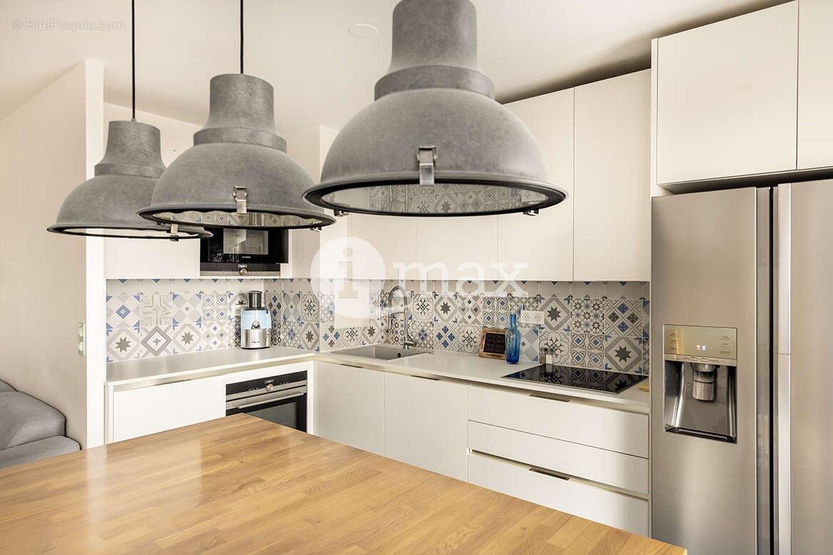 Appartement à LEVALLOIS-PERRET