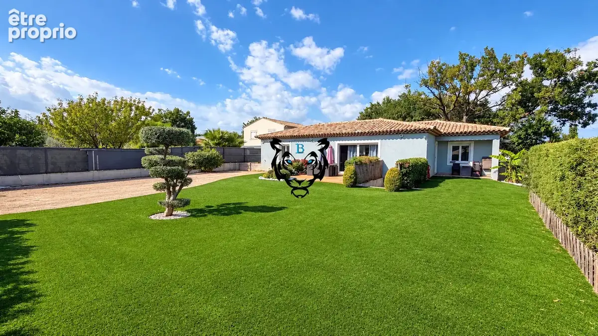Photo Maison à Roquebrune-Sur-Argens au prix de 599 000€