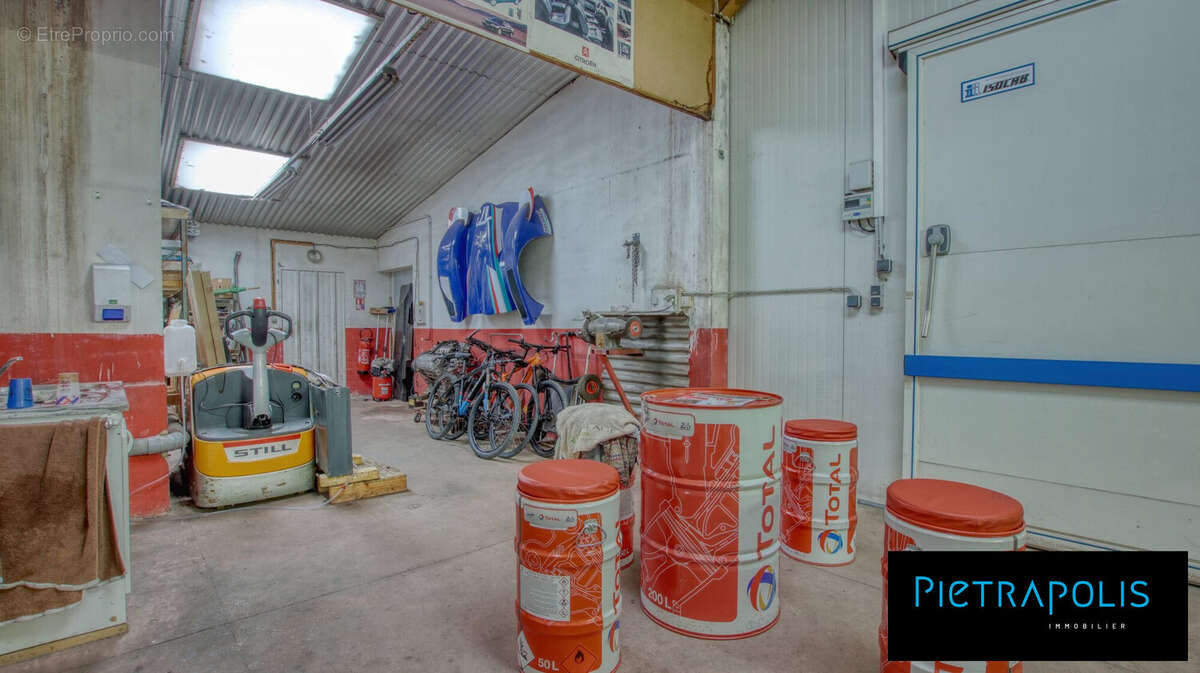 Commerce à EPINOUZE