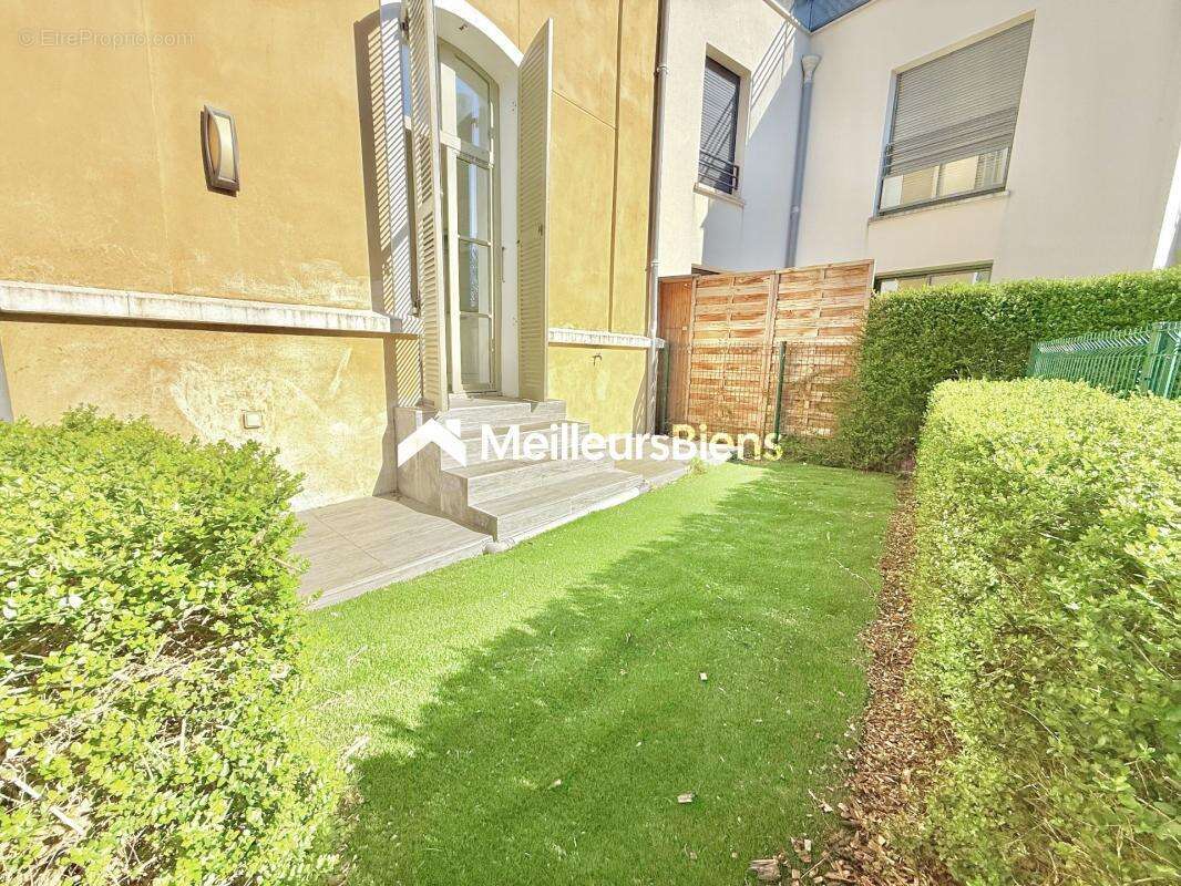 Appartement à GROSLAY