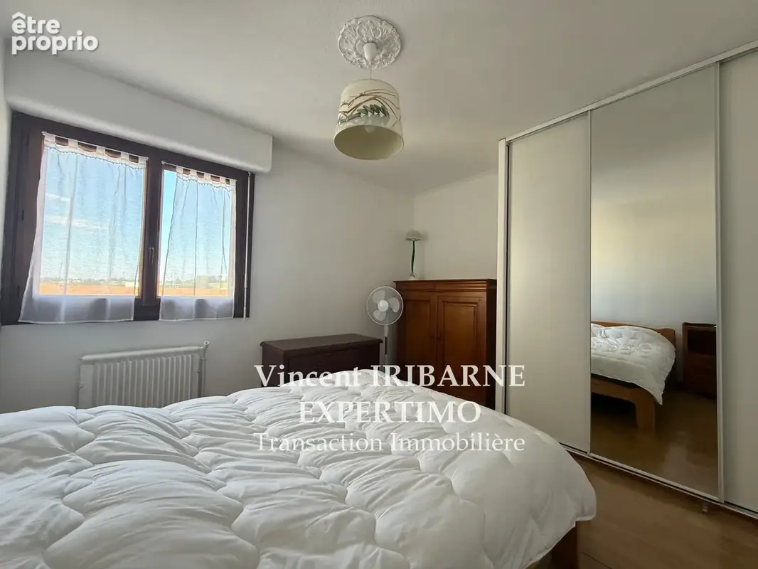 Appartement T2 avec Ascenseur et Garage - photo 3