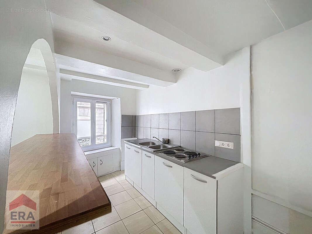 Appartement à MARSEILLE-6E