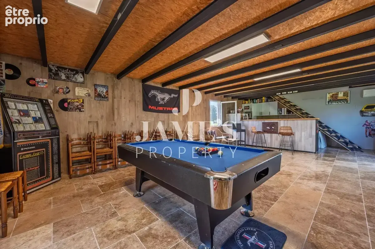 Maison 159 m² à vendre à Arles (13200) - photo 8