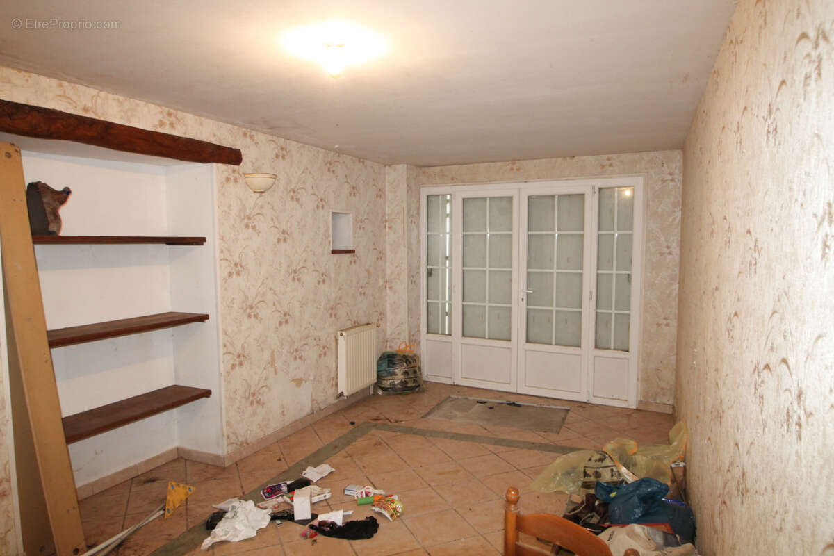 Maison à AUGE-SAINT-MEDARD