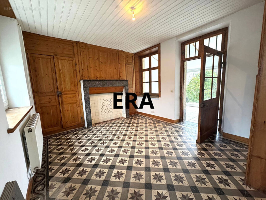 Maison à BONNINGUES-LES-CALAIS