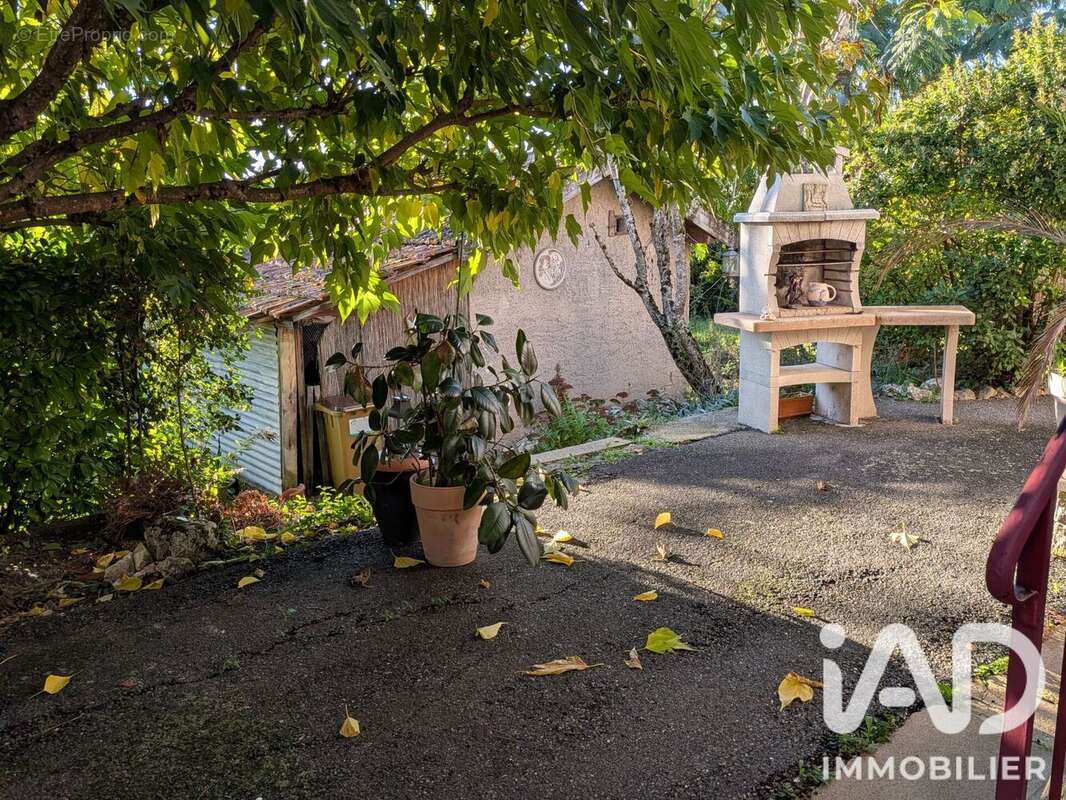 Maison 108 m² à Cagnac-Les-Mines  - photo 4