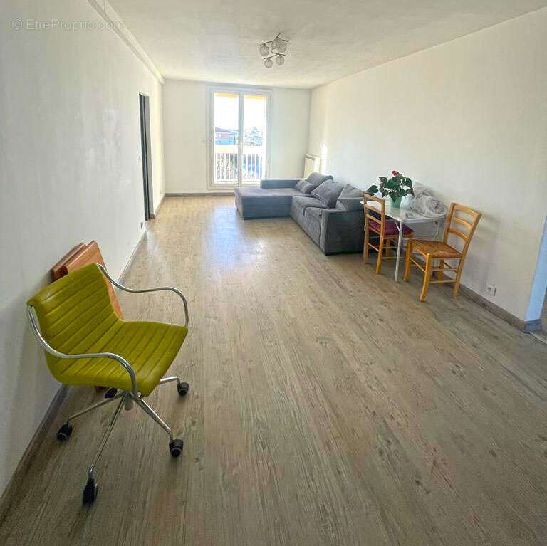 Appartement à MARSEILLE-11E