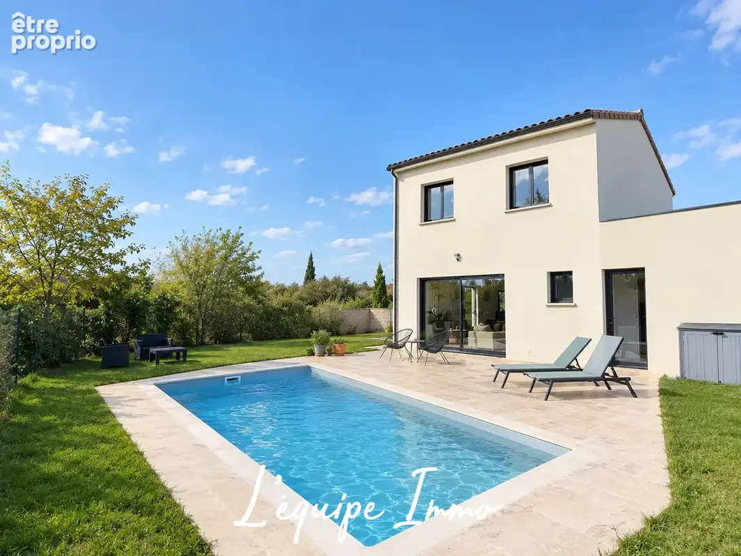 Superbe maison contemporaine T5 - 100 m2 - Parcelle de 684 m2 - Garage et piscine - - photo 13