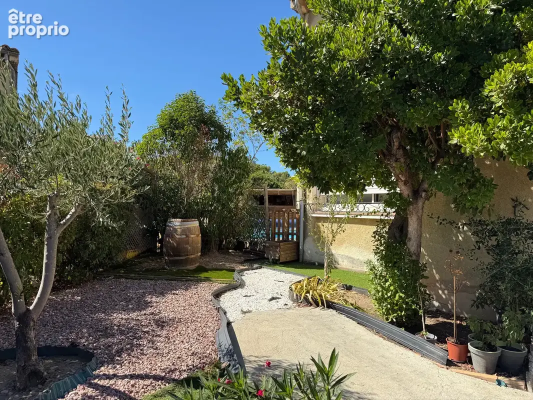 Charmante maison avec jardin, piscine et garage - photo 2