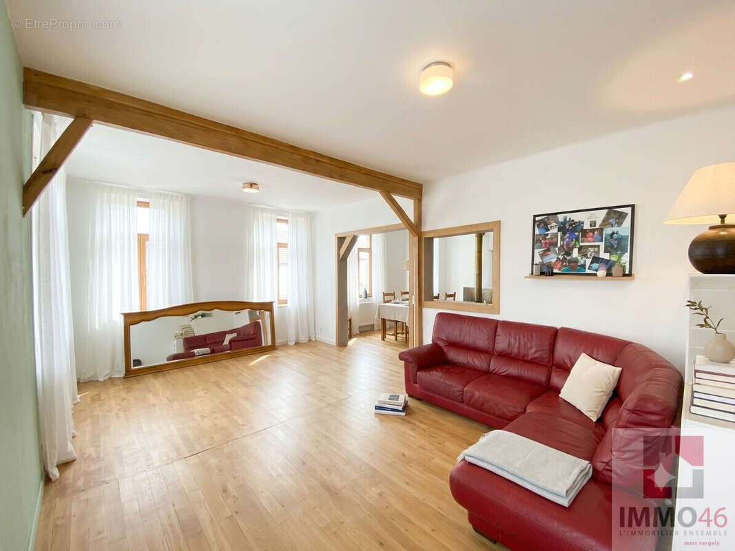 Maison 11 pièces 250 m² à vendre à Lacapelle-Marival (46120) - photo 2