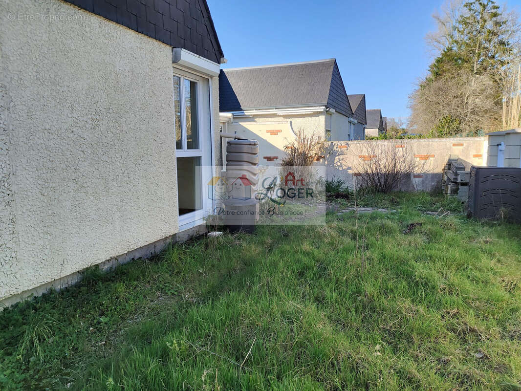 Maison à SAINTE-LUCE-SUR-LOIRE